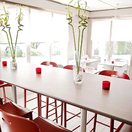 Campanile Rouen Nord - 3*