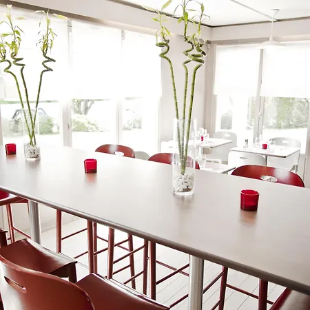 Campanile Rouen Nord - 3*