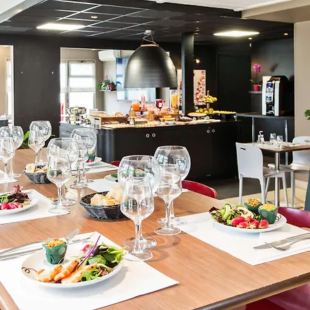 北巴朗坦钟楼酒店 巴朗坦