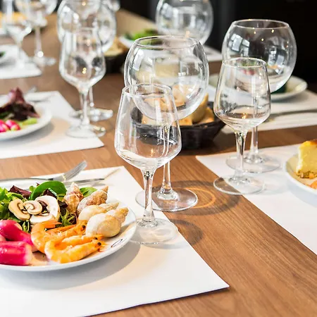 Campanile Rouen Nord - 3*