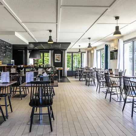 Campanile Rouen Nord - Hotel 3*