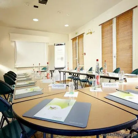 Campanile Rouen Nord - Hotel 3*