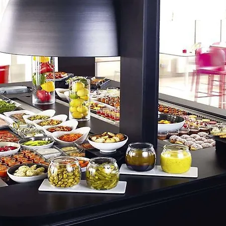 Campanile Rouen Nord - Hotel